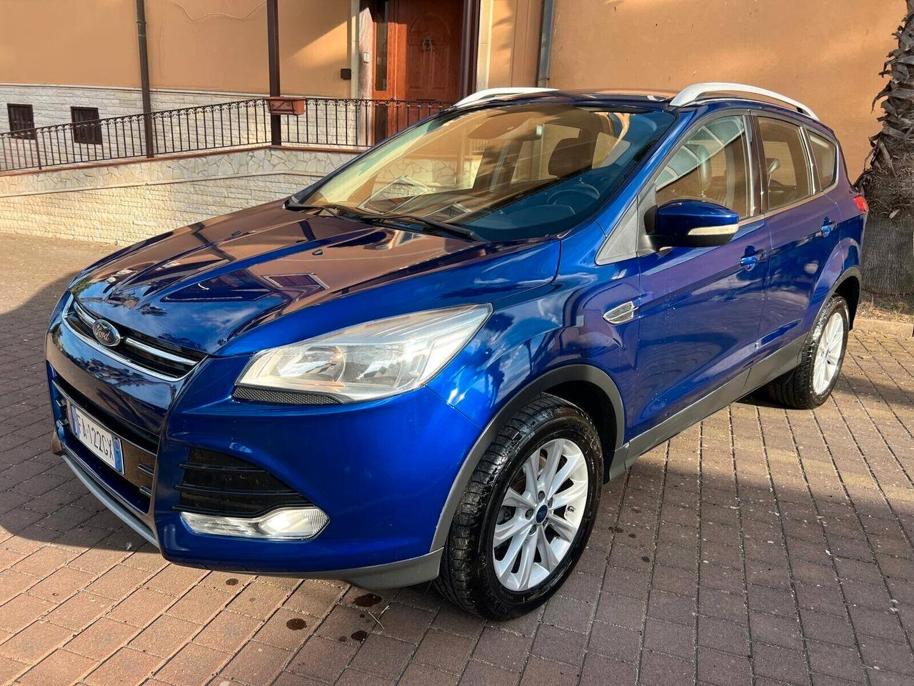 Ford Kuga 2.0 TDCI 150 CV S&S 4WD Titanium