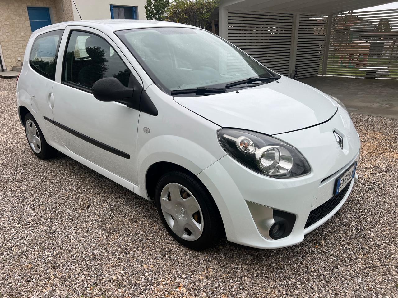 Renault Twingo 1.2 neopatentati