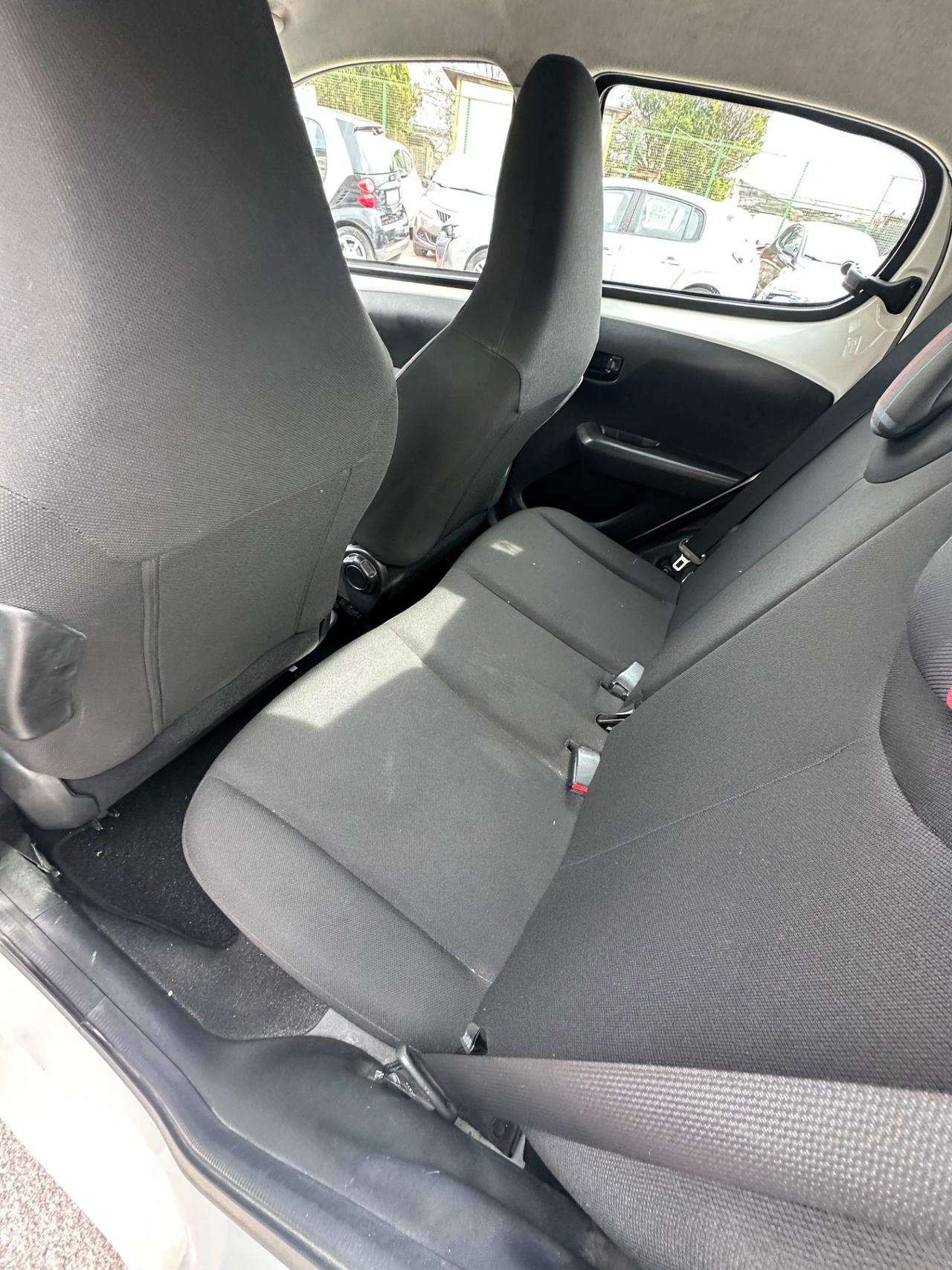 Peugeot 108 VTi 68 5 porte Allure TOP!