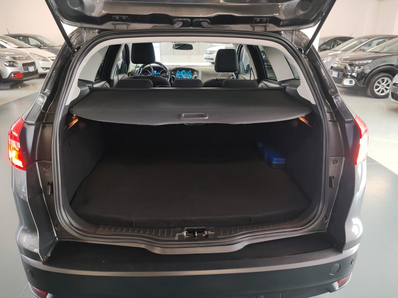 Ford Focus 1.6 120 CV GPL SW Titanium