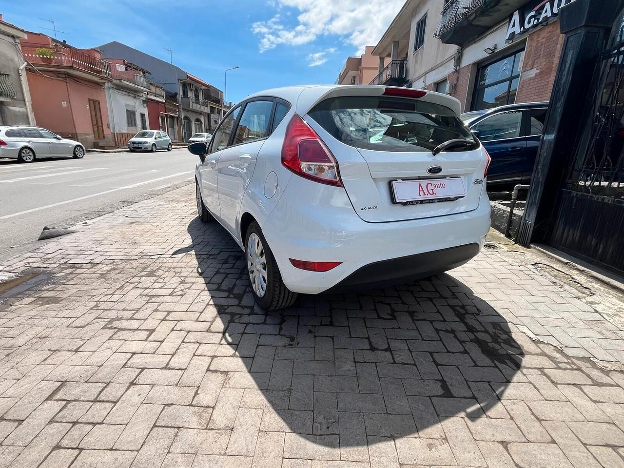 Ford Fiesta 1.5 TDCi 95CV 5 porte Business