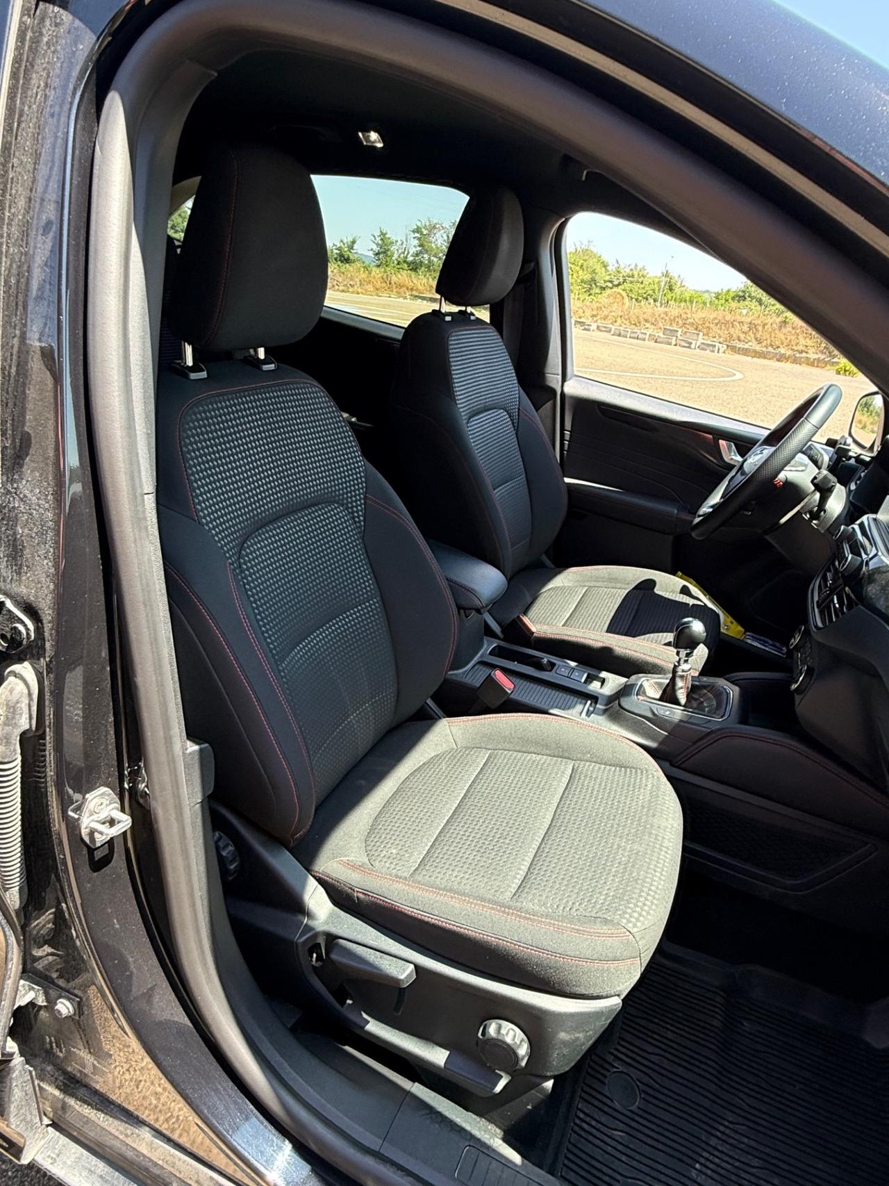 Ford Kuga 1.5 EcoBlue 120 CV aut. 2WD ST-Line