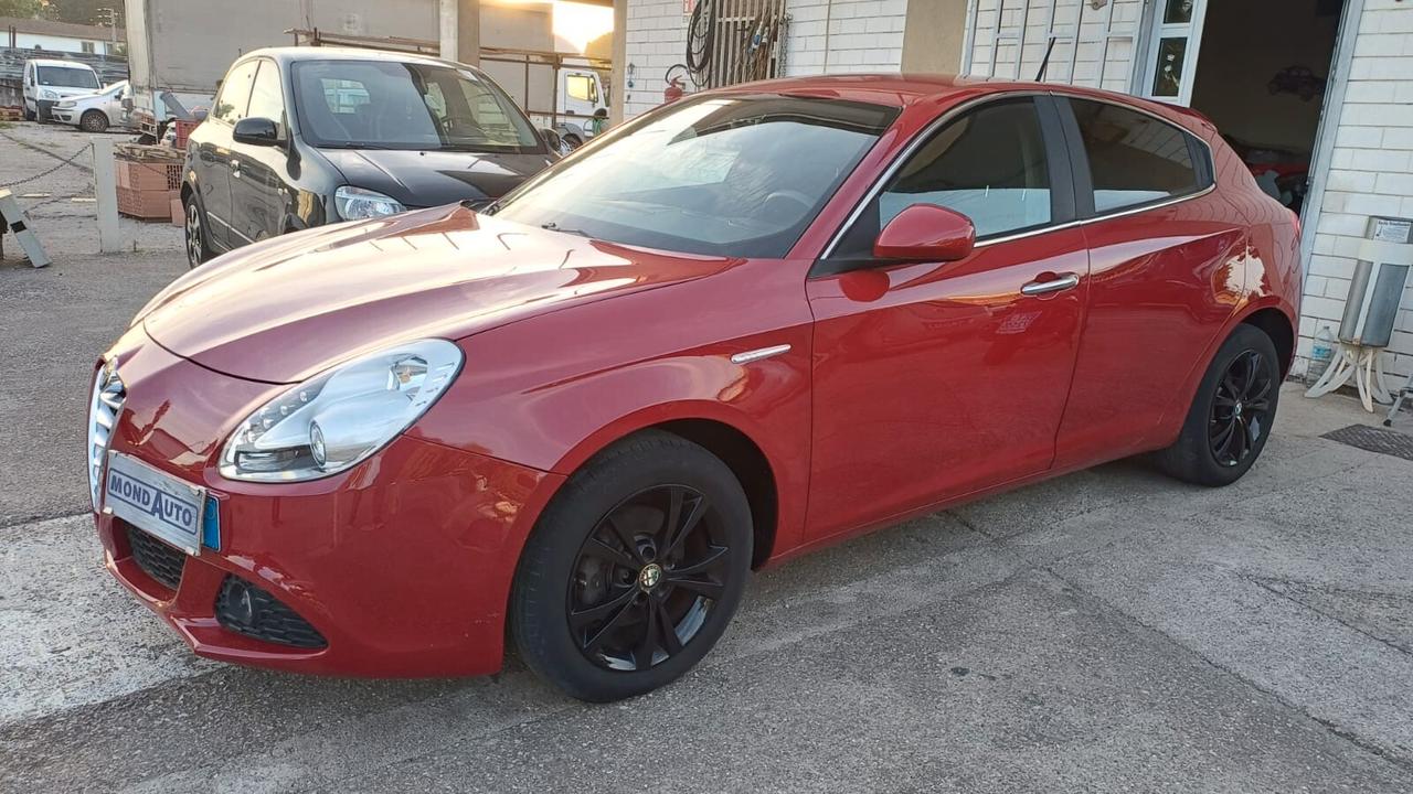 Alfa Romeo Giulietta 1.6 JTDm-2 105 CV Distinctive 2013 ROSSA COME NUOVA