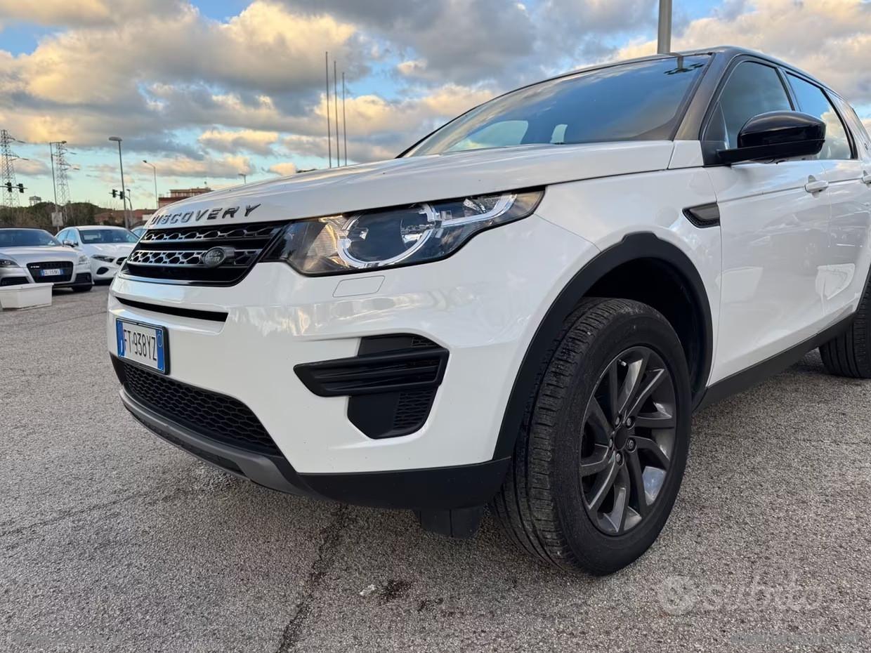 LAND ROVER Discovery Sport 2.0D I4-L.Flw R-Dyn. HSE