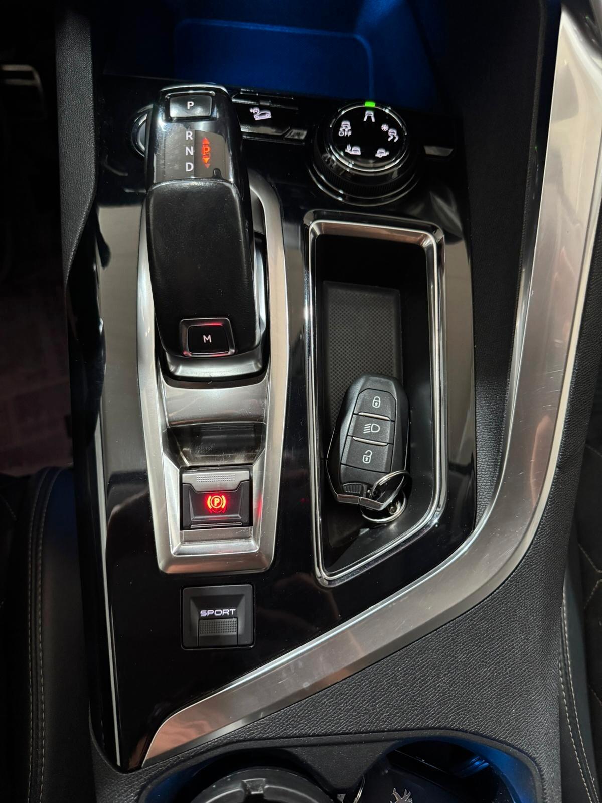 Peugeot 3008 BlueHDi 120 S&S Allure