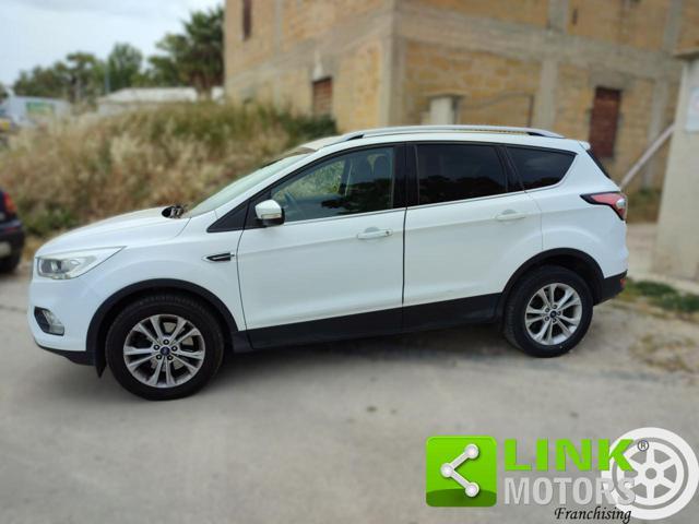 FORD Kuga 2.0 TDCI 150 CV S&S 2WD Titanium