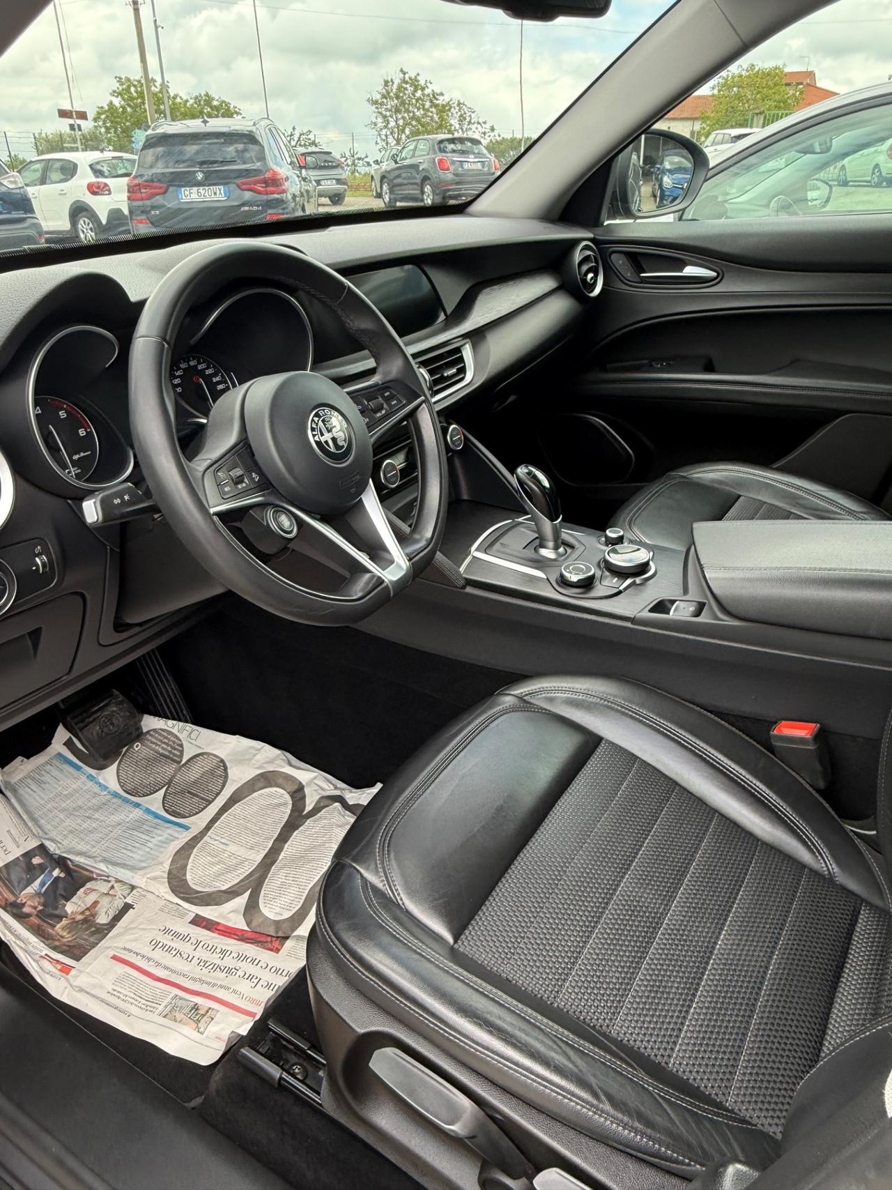 Alfa Romeo Stelvio 2.2 Turbodiesel 210 CV AT8 Q4 Executive