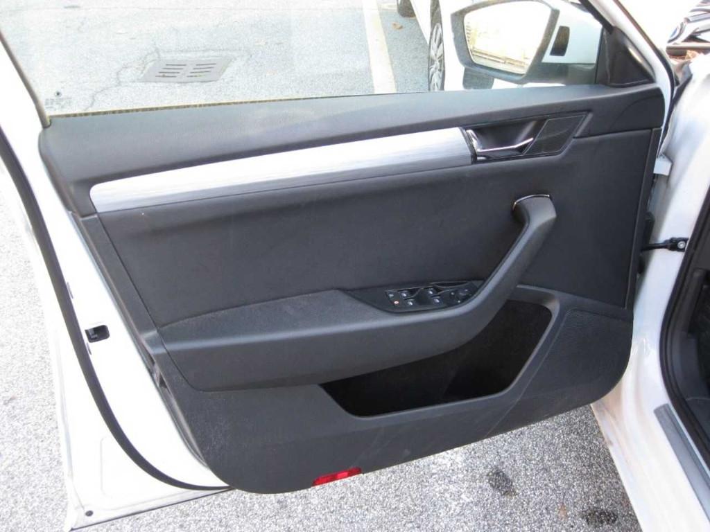 Skoda Superb Wagon 2.0 tdi evo Executive 122cv dsg