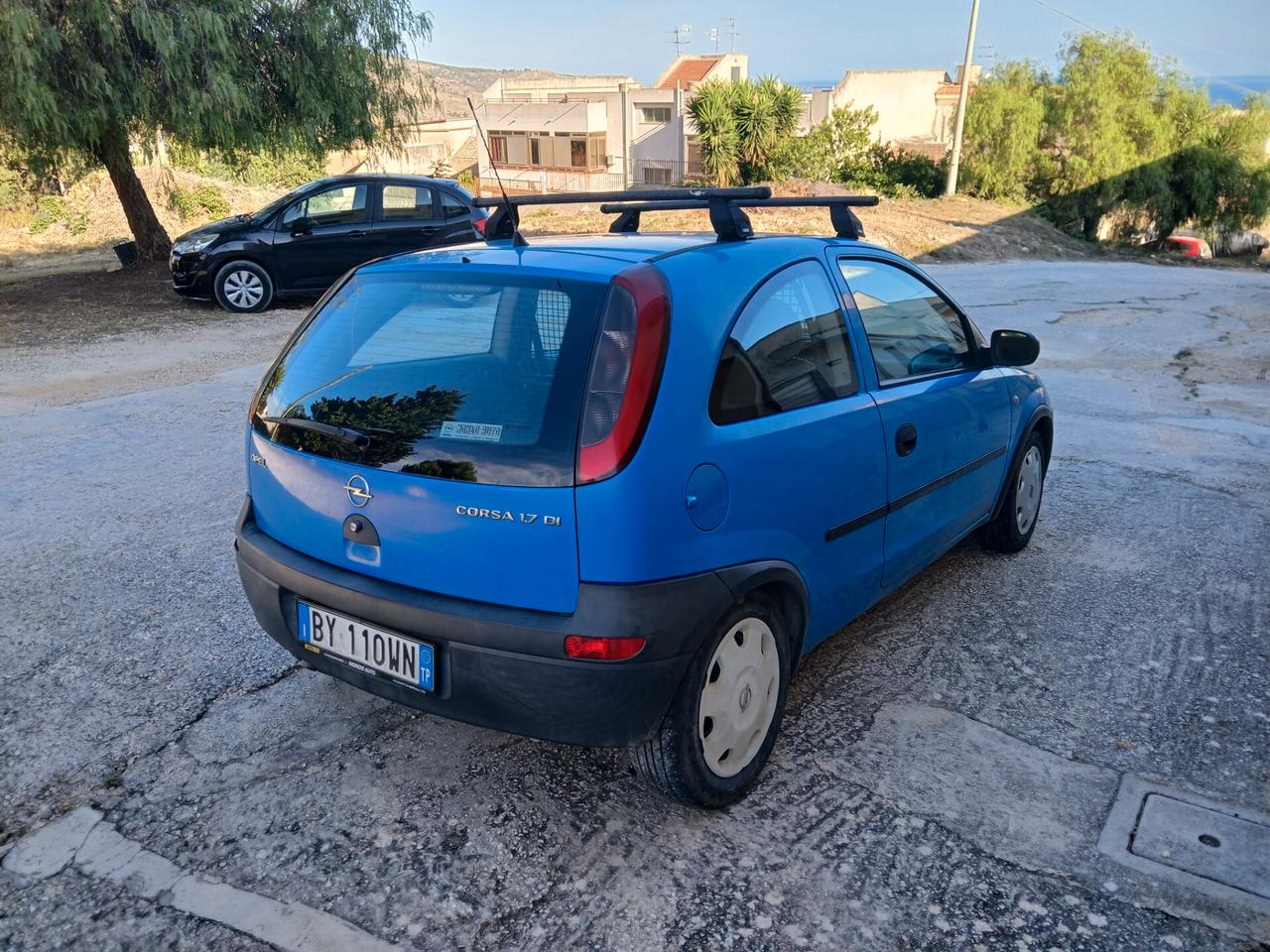 Opel Corsa Autocarro