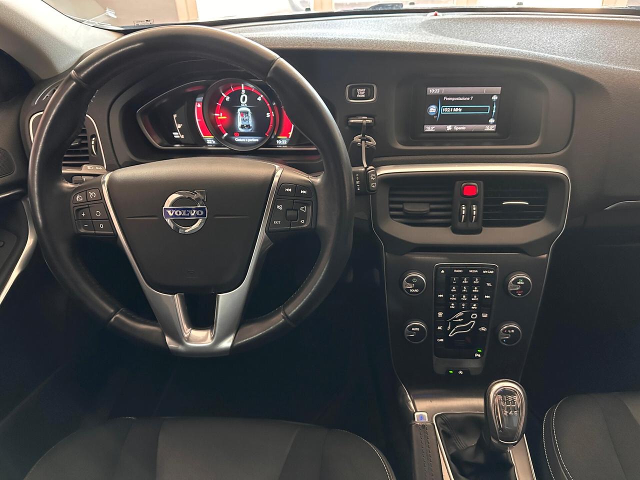 Volvo V40 D2 1.6 Summum