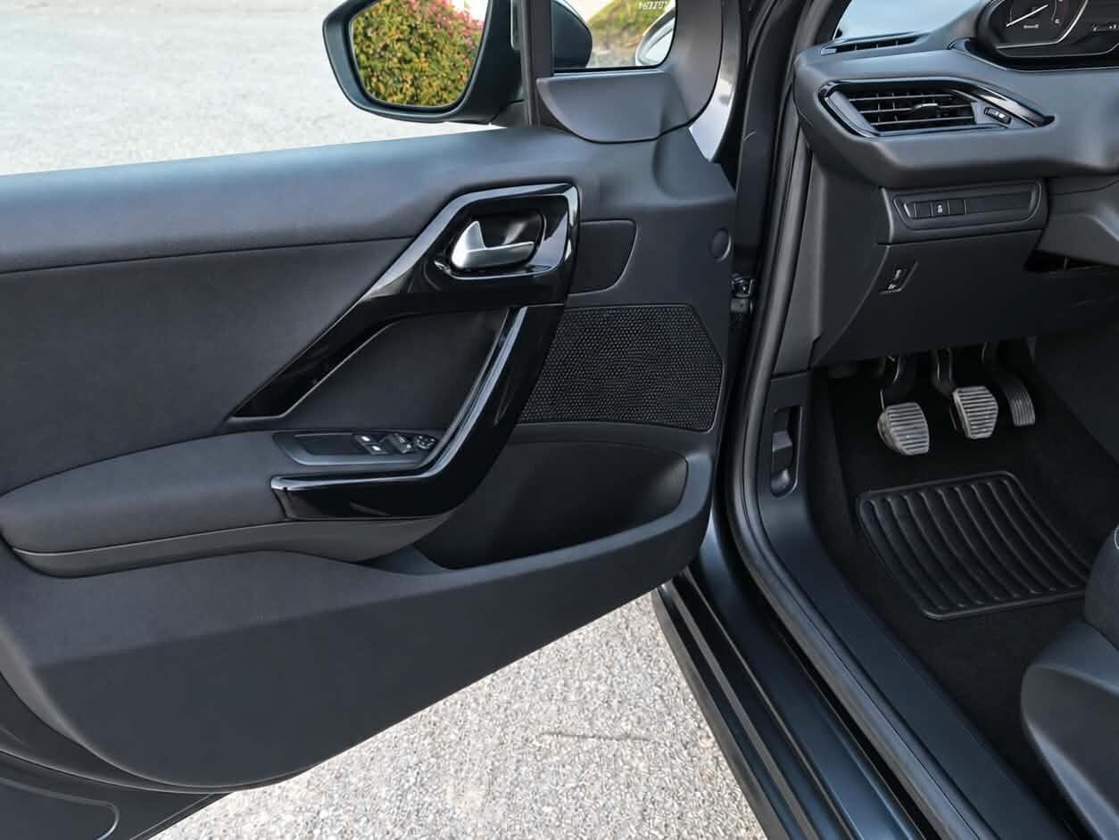 Peugeot 208 1.6 BlueHDi 75CV Restyling Euro 6