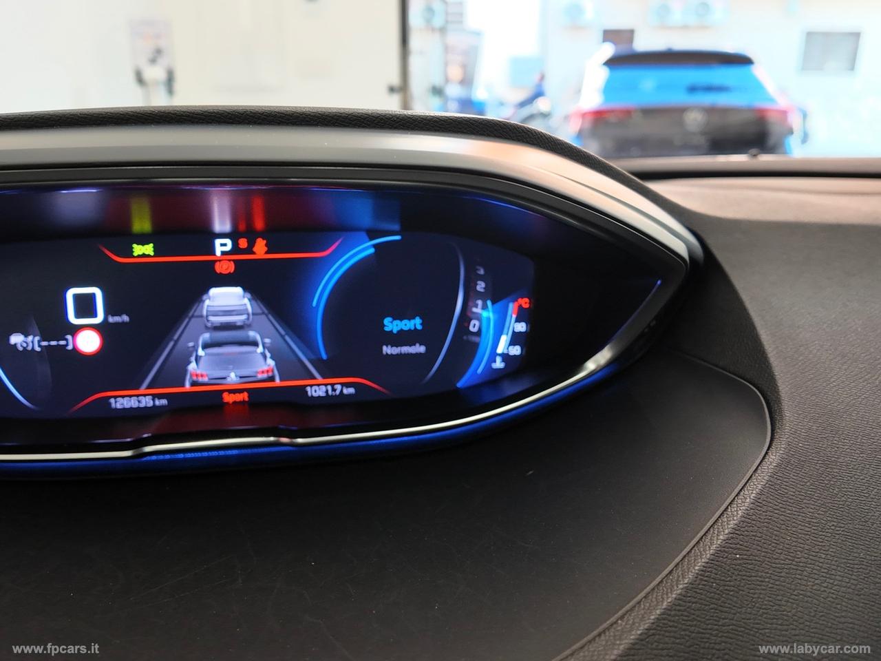 PEUGEOT 5008 BlueHDi 130 S&S Allure