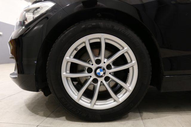 BMW 118 i 5p. Advantage