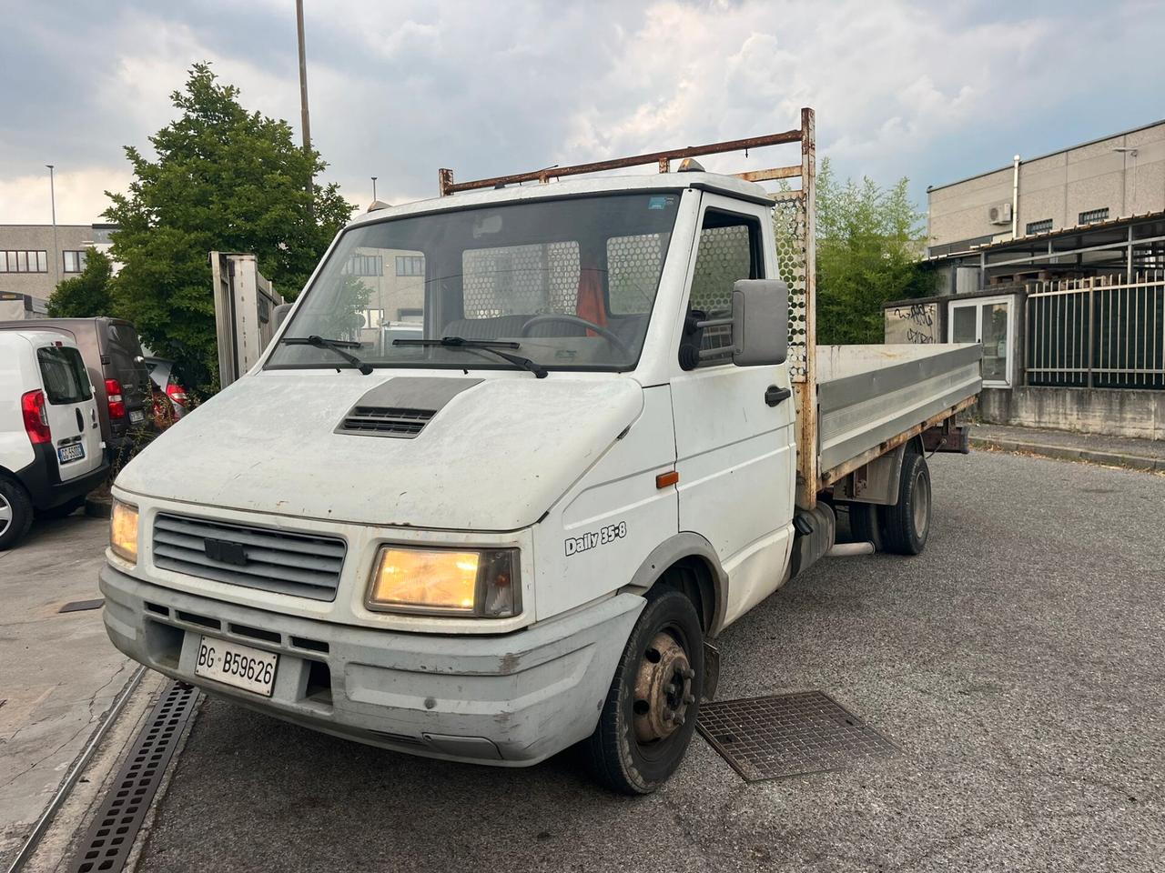IVECO DAILY 35 CASSONE FISSO 4,55METRI
