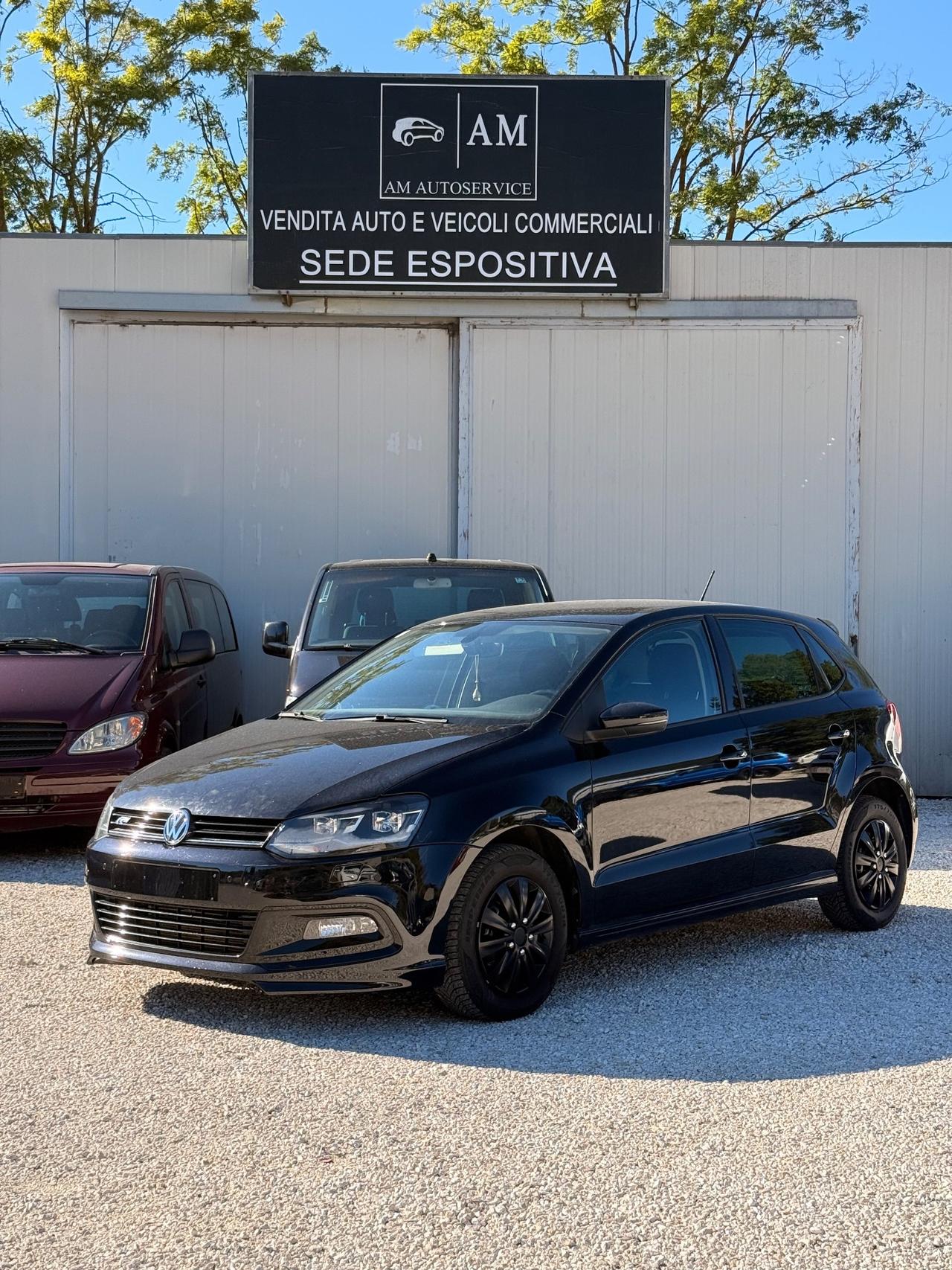 Volkswagen Polo 1.4 TDI 75CV R-Line – 06/2015 – 134.000 km – FULL OPTIONAL