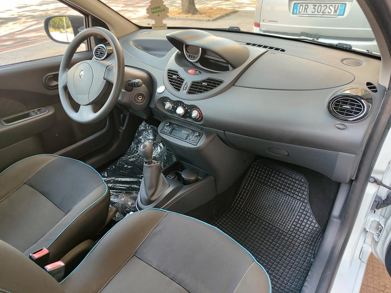 Renault Twingo 1.2 BENZINA 2013!!!