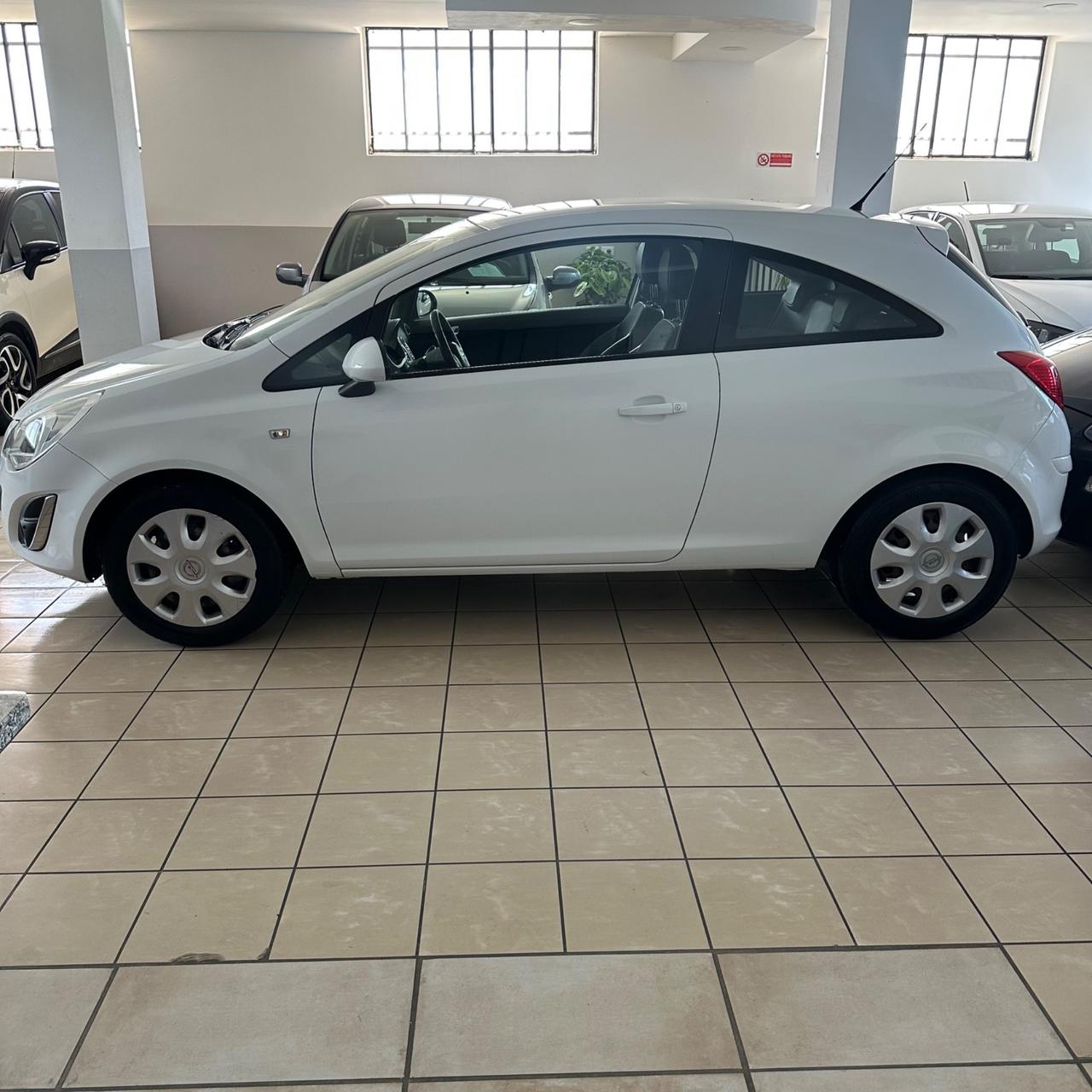 Opel Corsa 1.0 12V 3 porte Elective