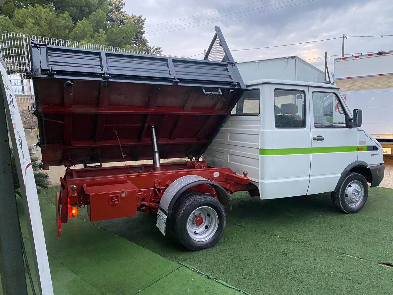 Iveco Daily 35-8 Ribaltabile 7 posti