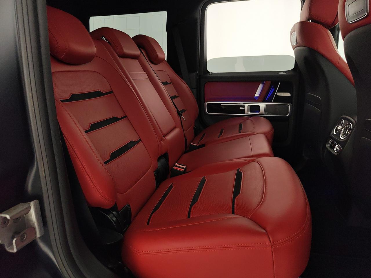 Mercedes-Benz G AMG 63 585cv auto