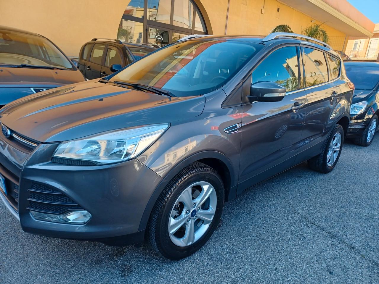 Ford Kuga 2.0 TDCI 115 CV 2WD Titanium