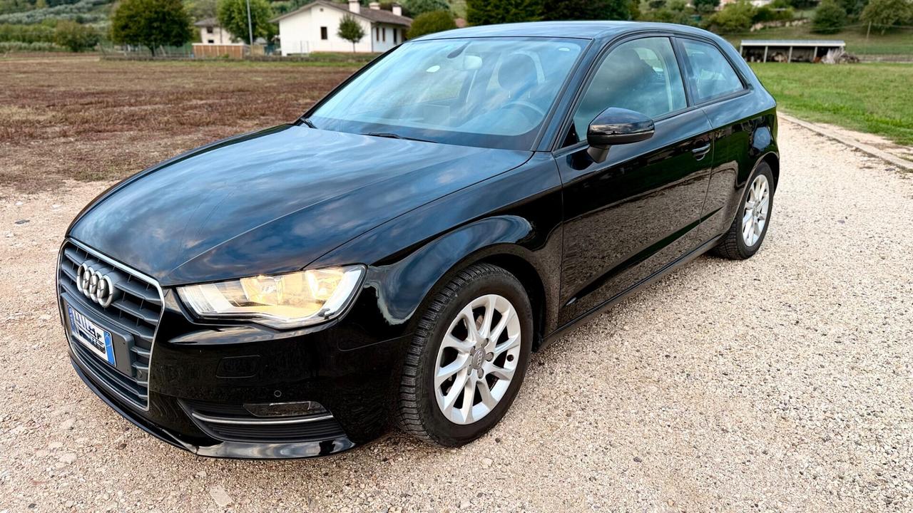 Audi A3 Cabrio 2.0 TDI F.AP. Attraction
