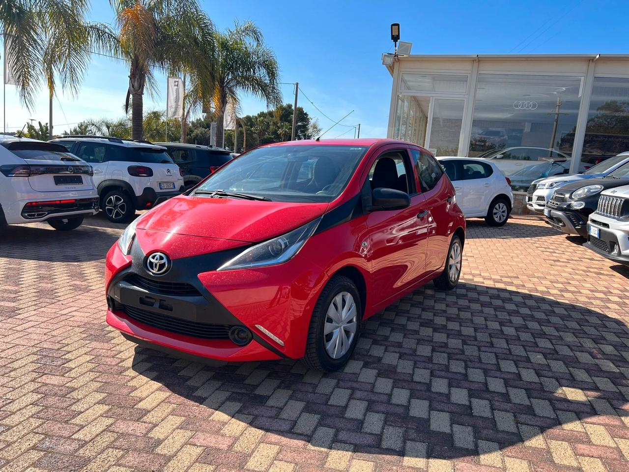 Toyota Aygo 1.0 VVT-i 69 CV 5 porte x-cool
