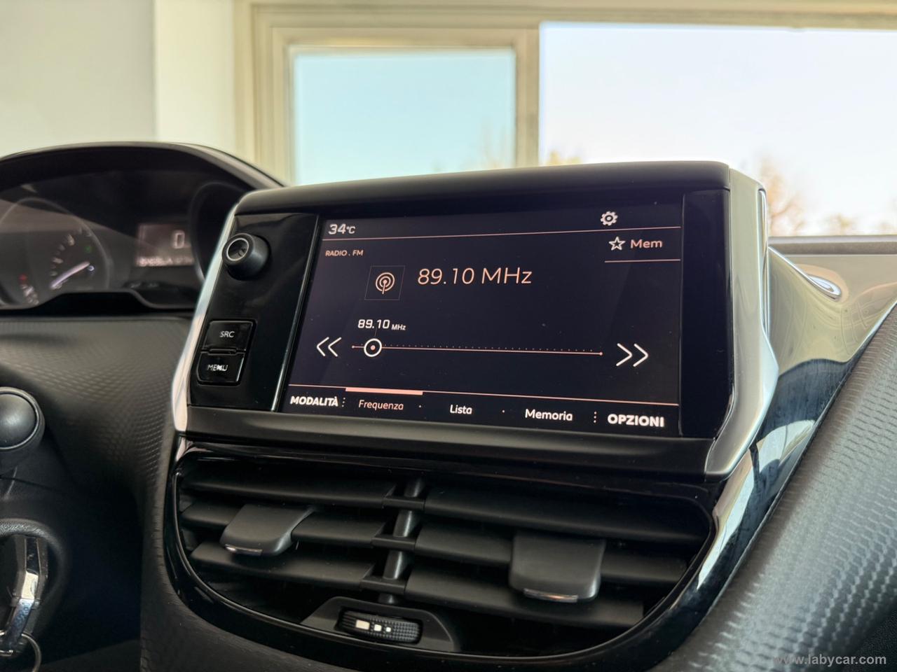 PEUGEOT 2008 BlueHDi 100 S&S Allure