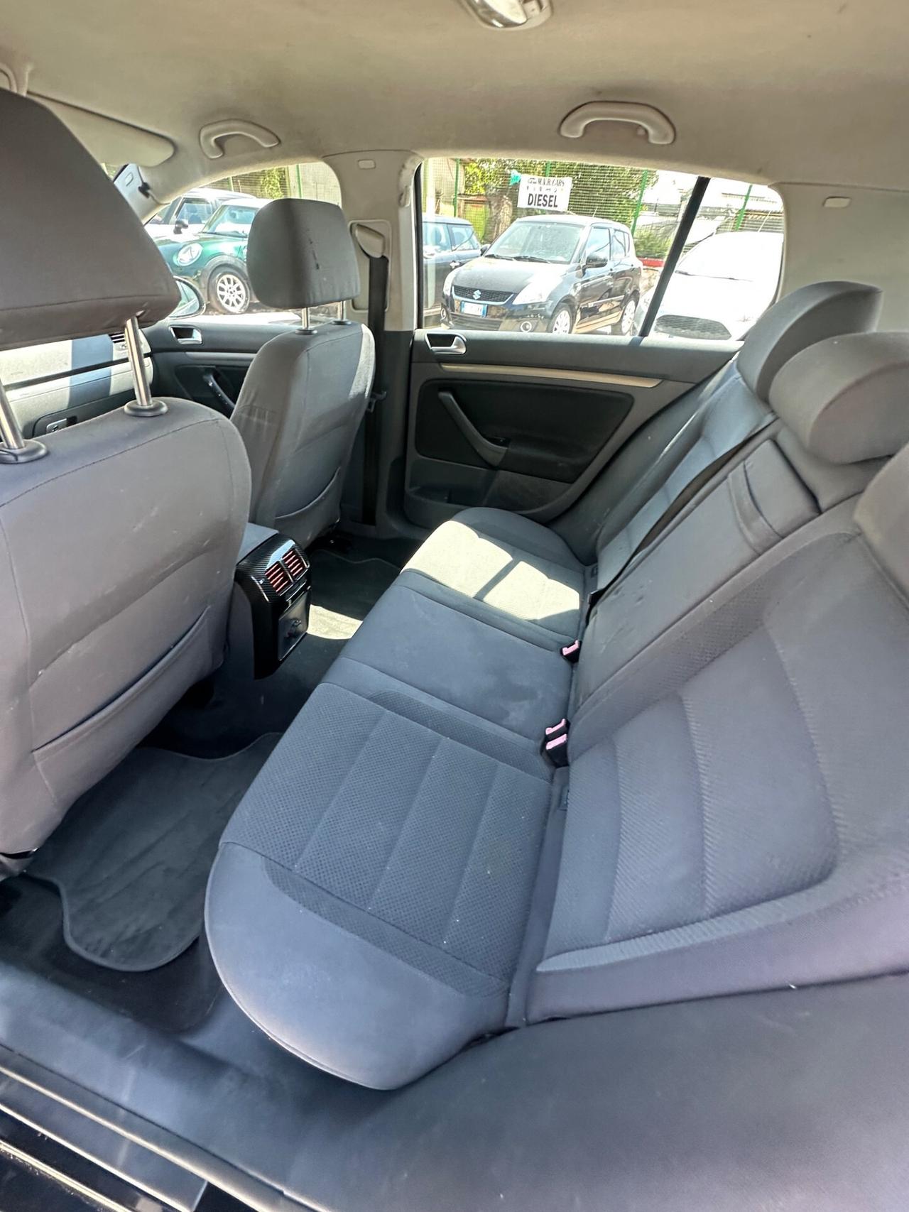 Volkswagen Golf 1.6 5p. Comfortline