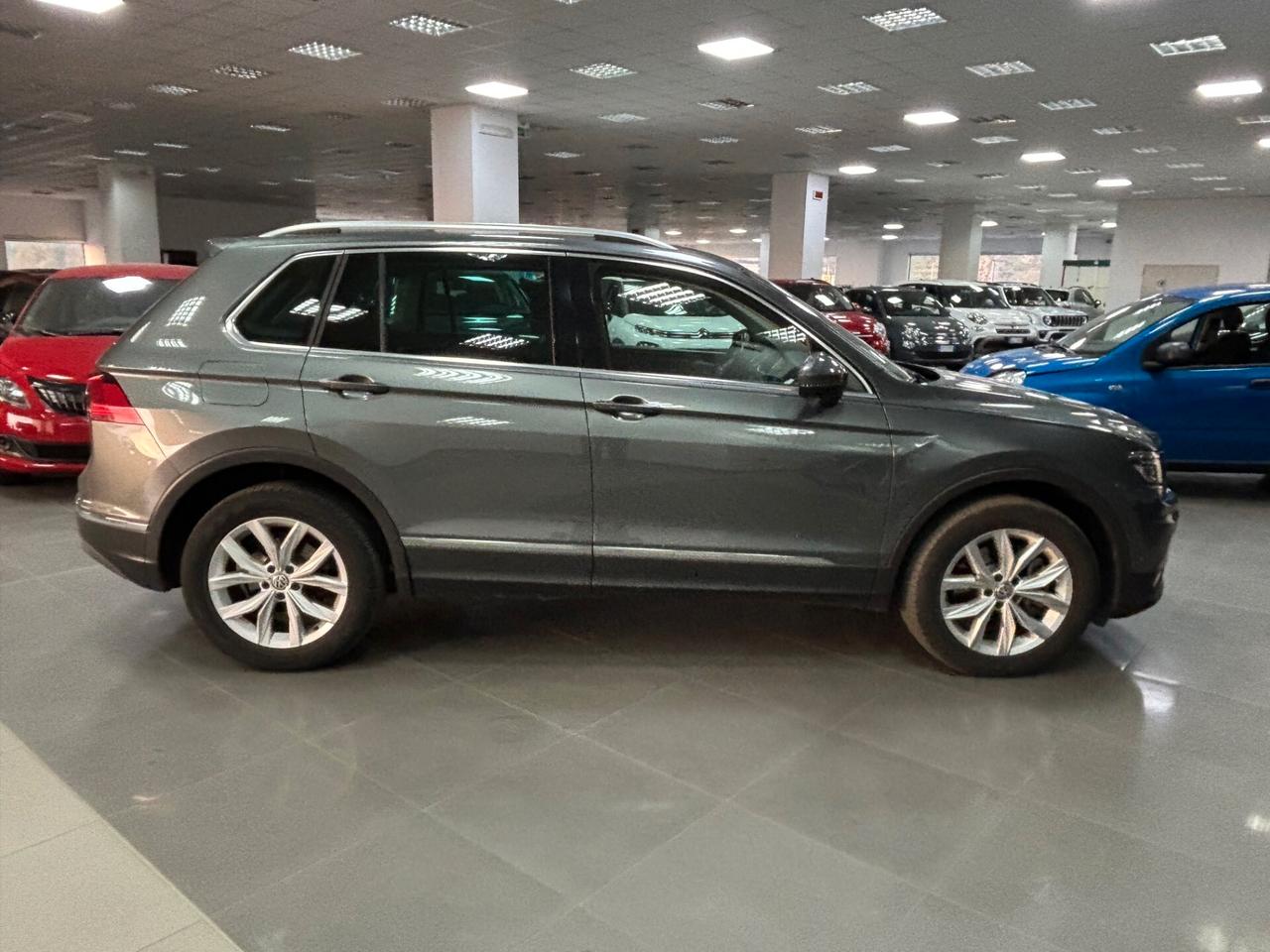 Volkswagen Tiguan 2.0 TDI SCR DSG 4MOTION Advanced BMT