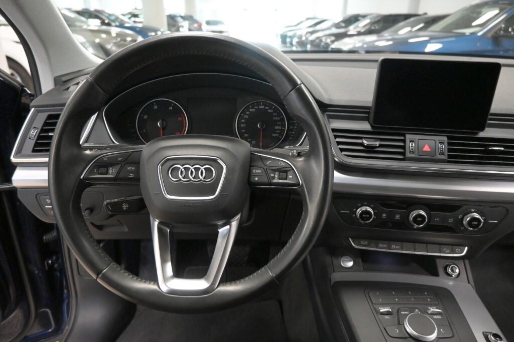 Audi Q5 35 TDI quattro S tronic Business Sport