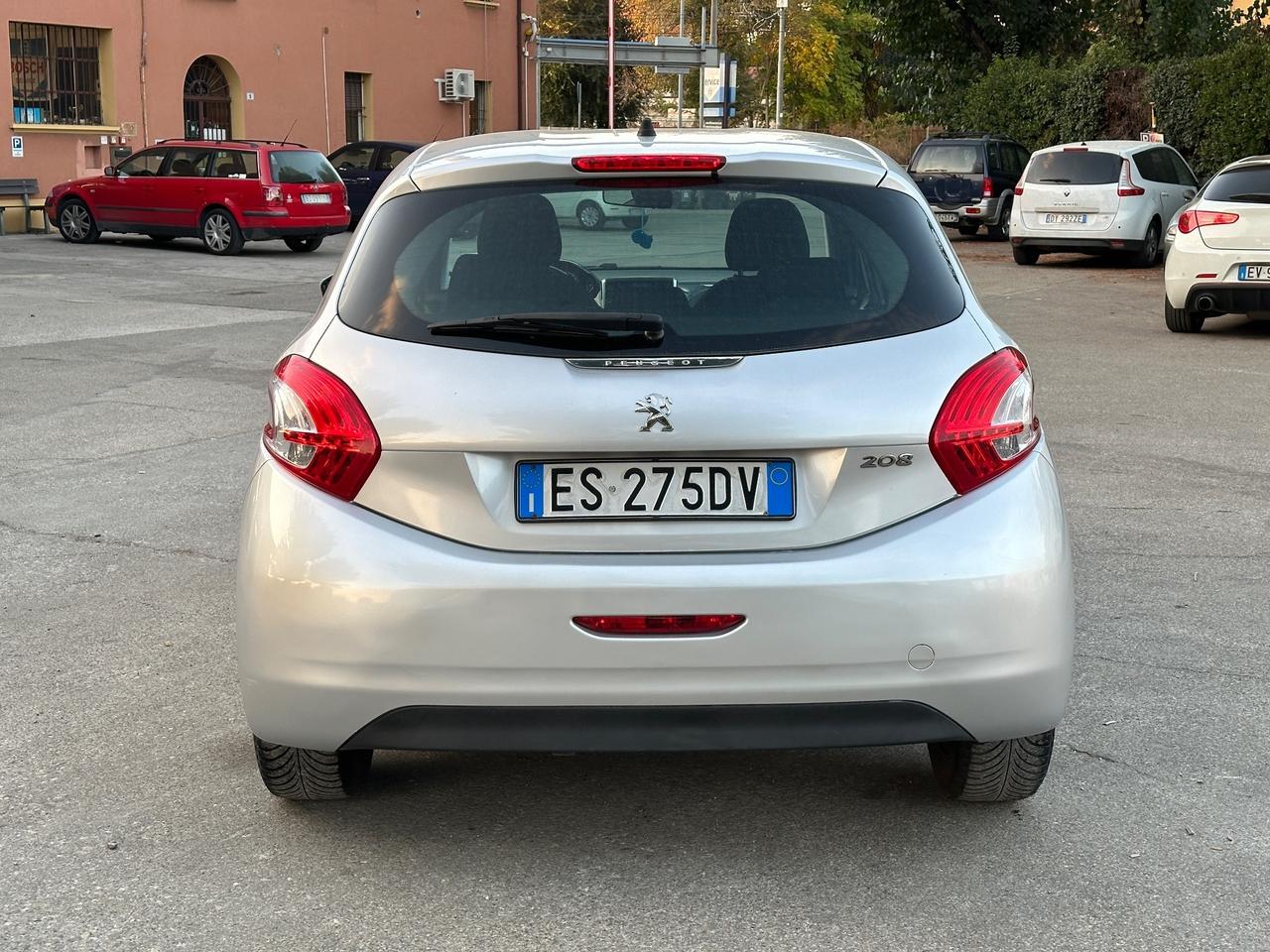Peugeot 208 1.0 VTi 68 CV 5 porte solo 110mila km