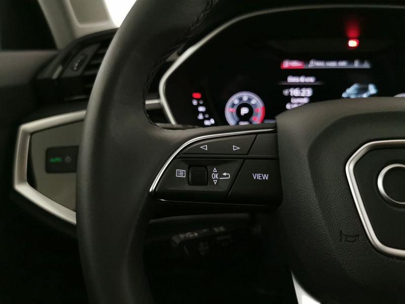 Audi Q3 35 2.0 tdi Business Advanced s-tronic