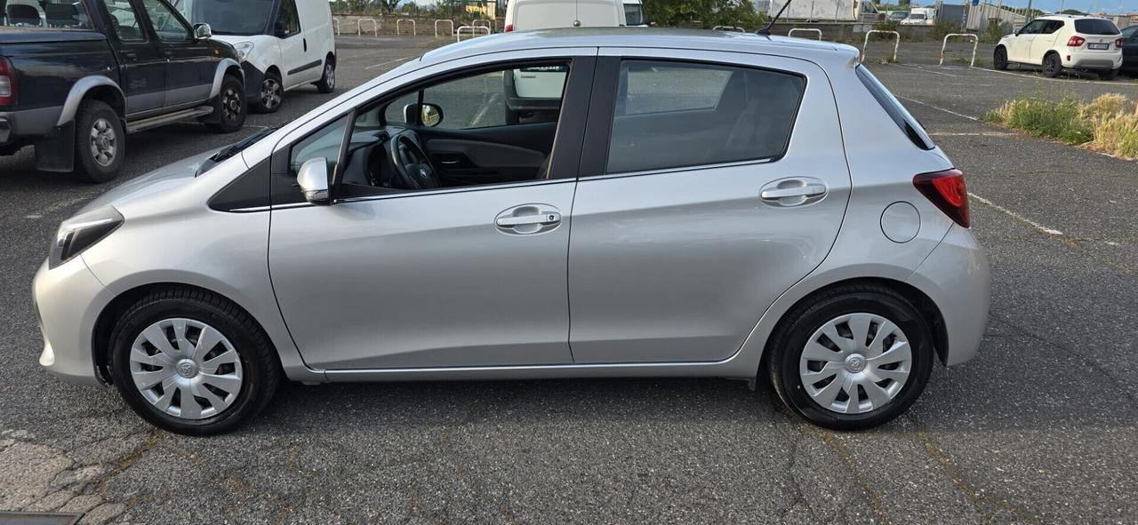 Toyota Yaris 1.0 5 porte Sol unipro 64392 km certificati