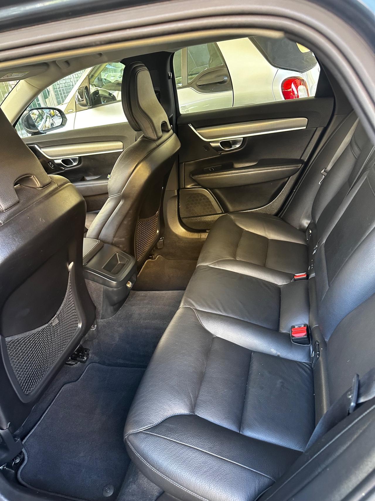 Volvo V90 D3 Business Plus