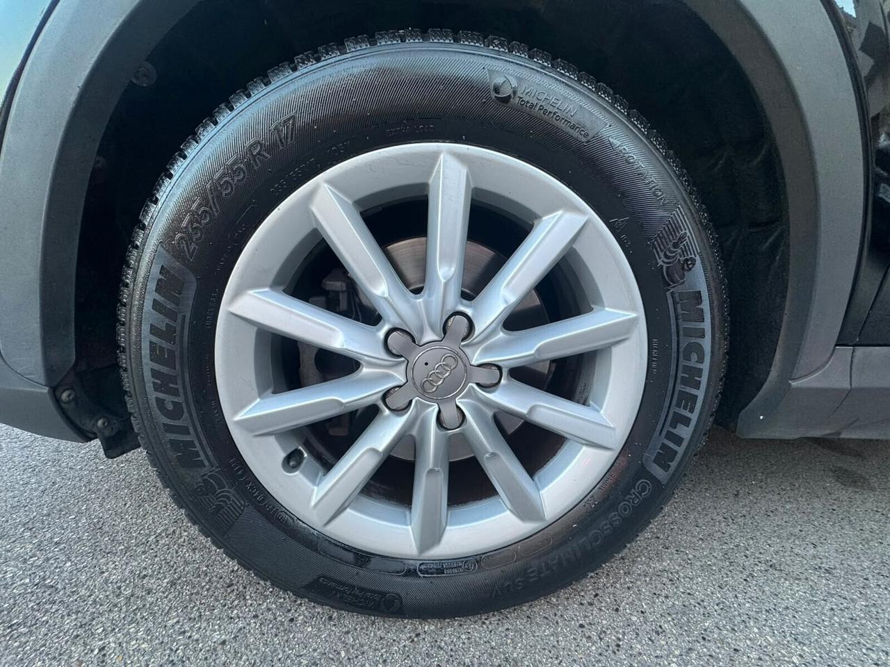 Audi Q3 2.0 TDI 150 CV Design * Navi * Full Led * Garantita 12 Mesi