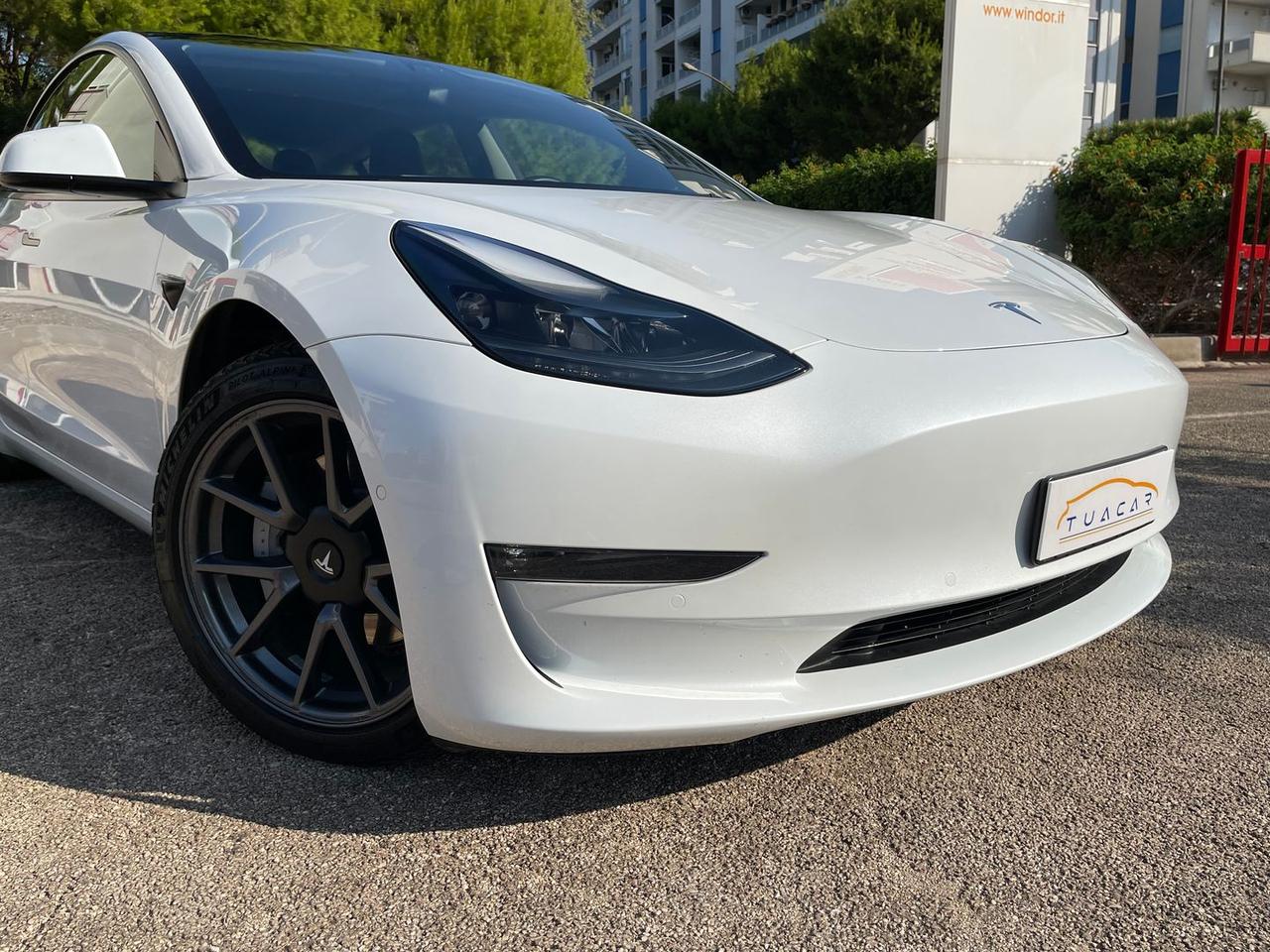 Tesla Model 3 Long Range