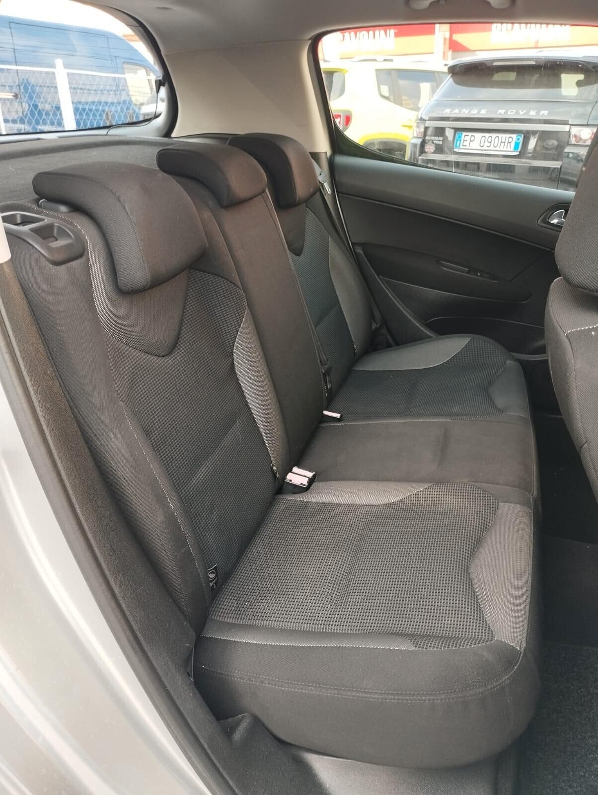 Peugeot 308 2.0 HDi 5p. Tecno