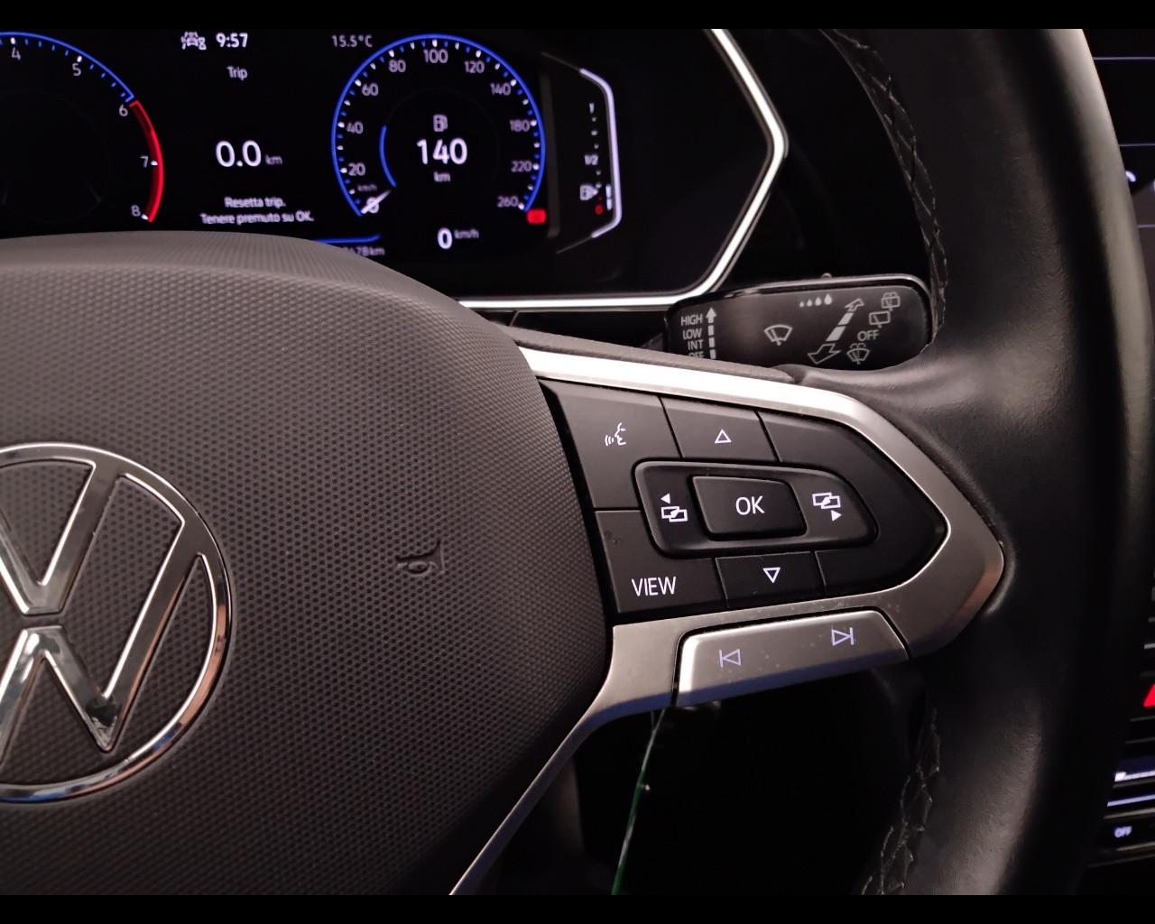 VOLKSWAGEN T-Cross 2019 - T-Cross 1.0 tsi Advanced 110cv