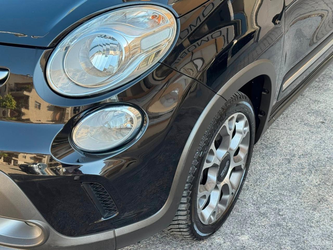 FIAT 500L TREKKING BI-COLORE 1.6 MJ 120 CV. NAVI+CERCHI