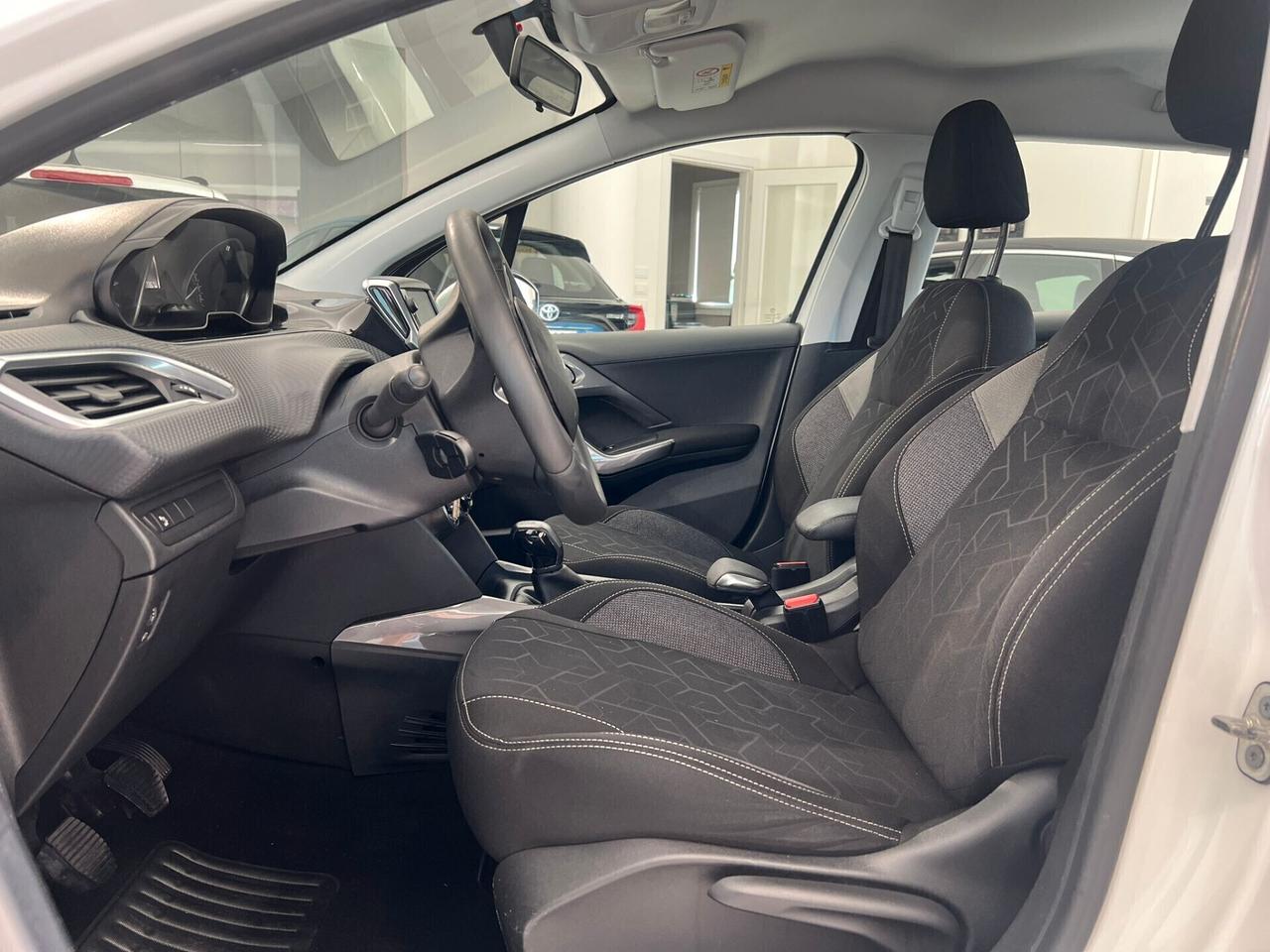 Peugeot 2008 PureTech 82 S&S Active