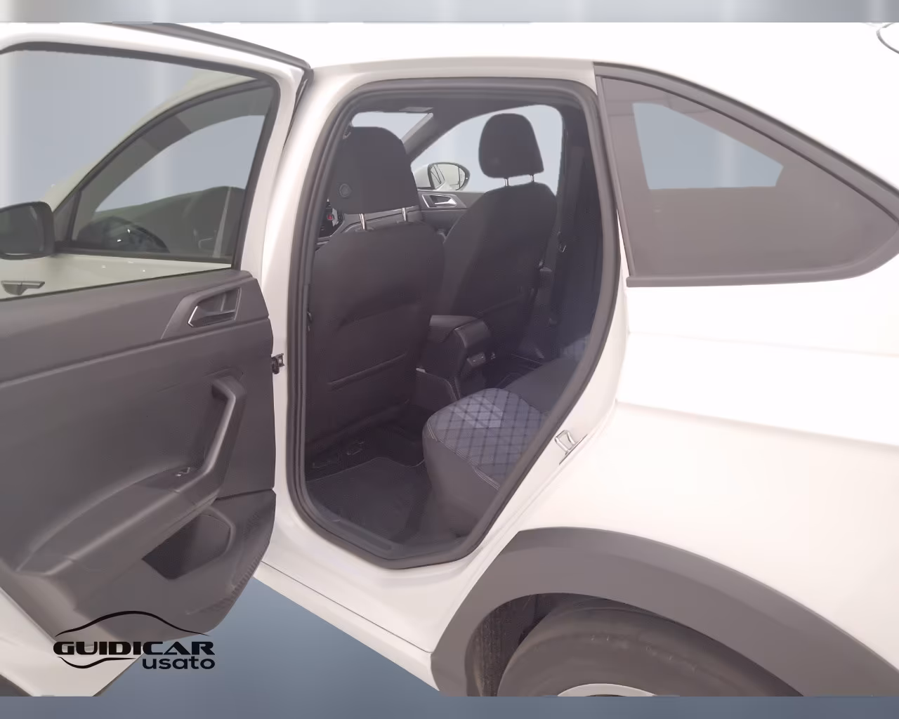 VOLKSWAGEN Taigo - Taigo 1.0 tsi R-Line 110cv