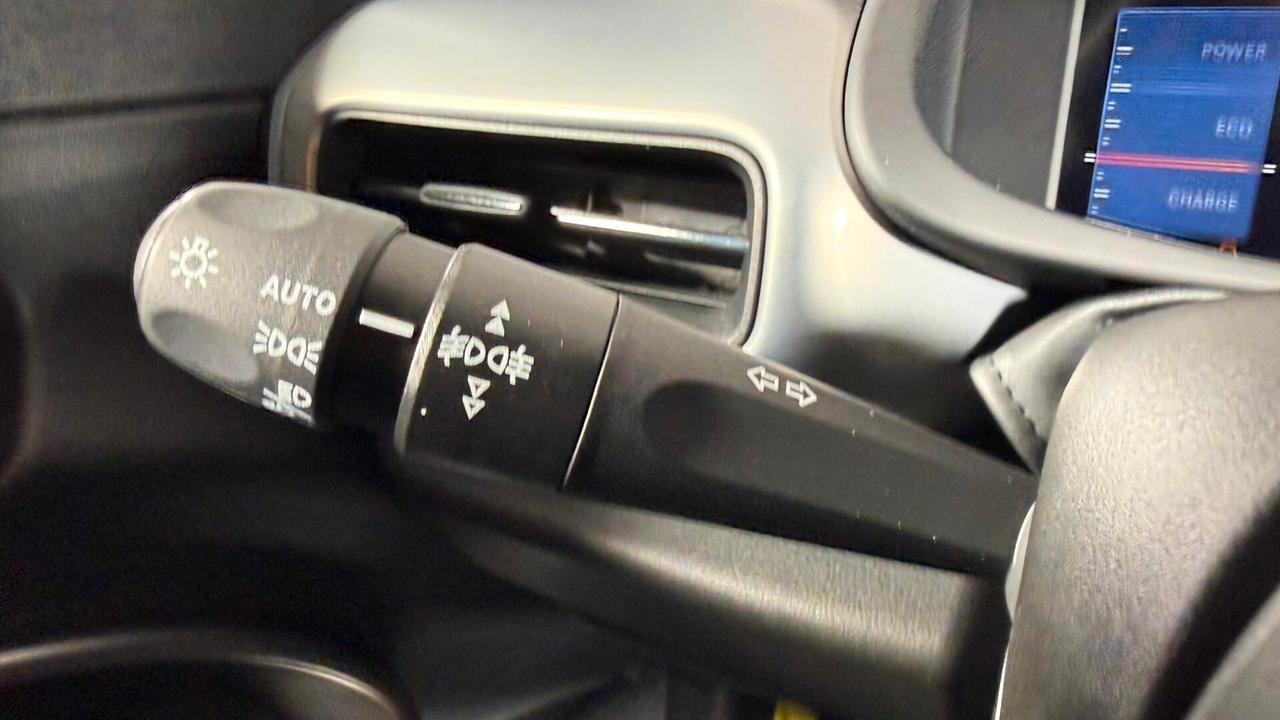 Jeep Avenger 1.2 Turbo 100 CV MHEV Summit