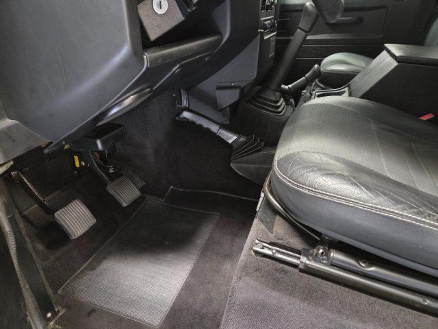 LAND ROVER Defender 110 2.4 TD4 SE UNICOPROPIETRAIO