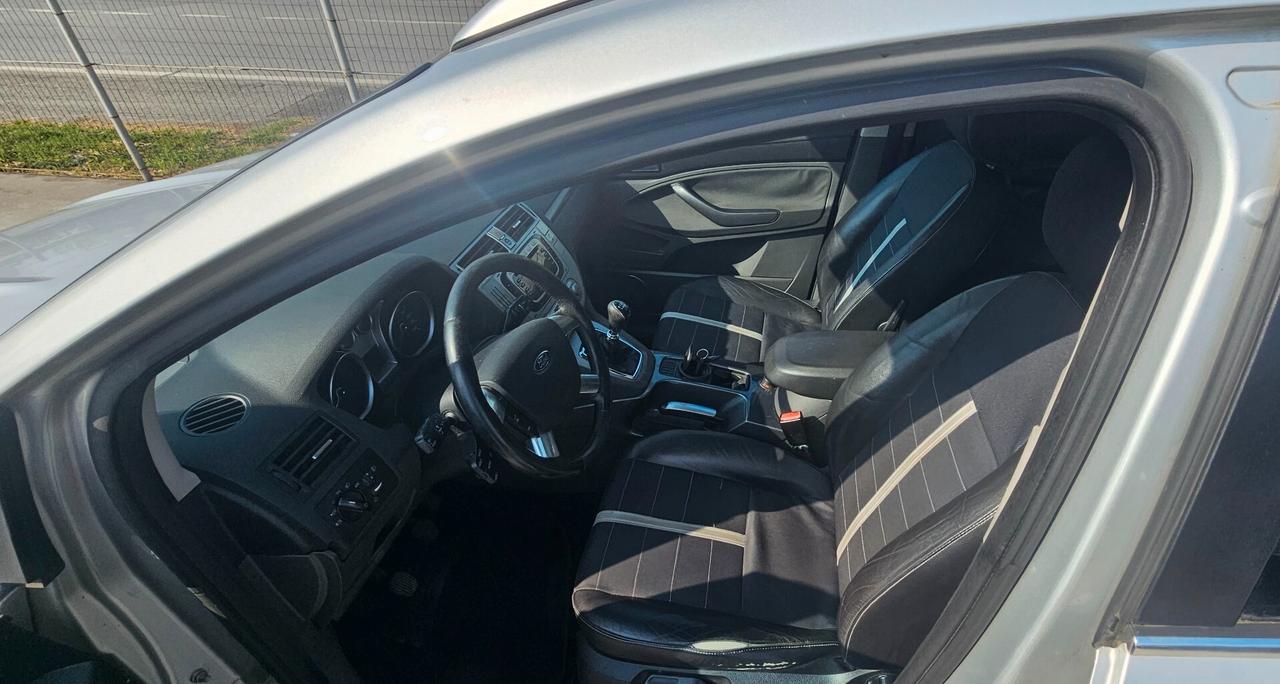 Ford Kuga 2.0 TDCi 136 CV 4WD Titanium DPF