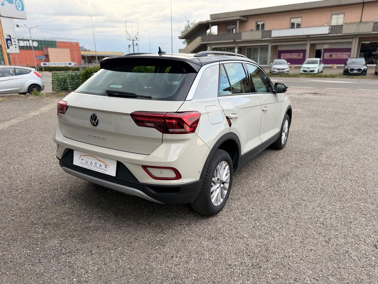 Volkswagen T-Roc Life 1.0 TSI #10898