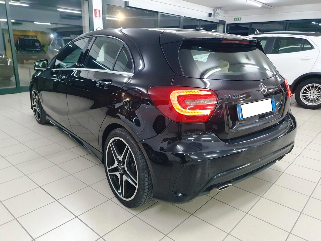 Mercedes-benz A 180 CDI BlueEFFICIENCY Premium Dark Night Edition