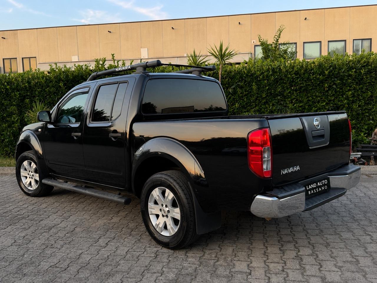 Nissan Navara 2.5 dCi Double Cab 4x4 171CV