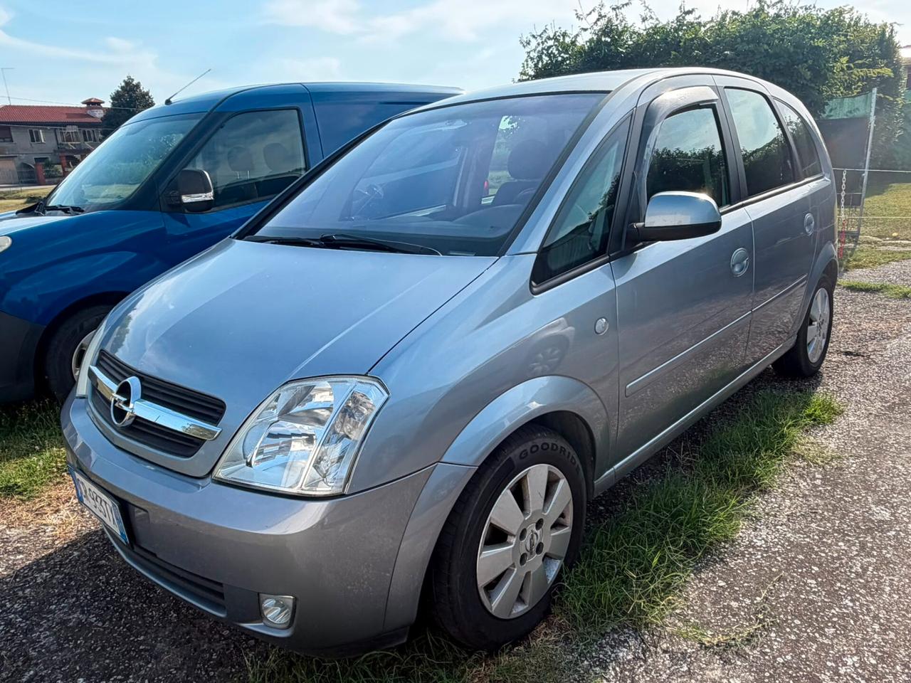GPL !! GANCIO TRAINO Opel MERIVA 20 euro 500 km
