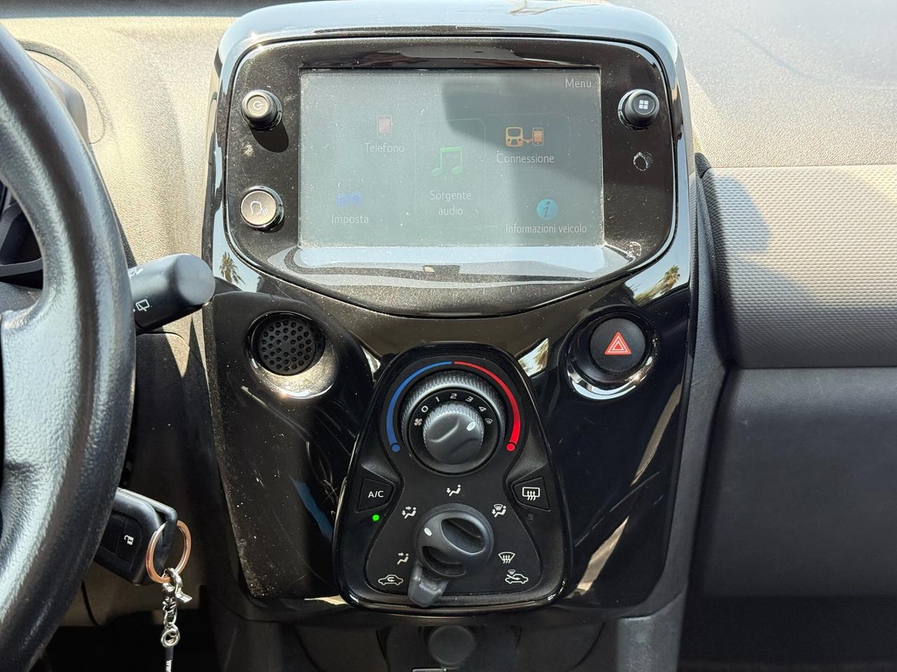 PEUGEOT 108 2018 1.0 VTi 72cv 5 porte Allure