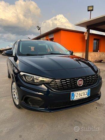 Fiat Tipo 1.3 Mjt S&S 5 porte Easy